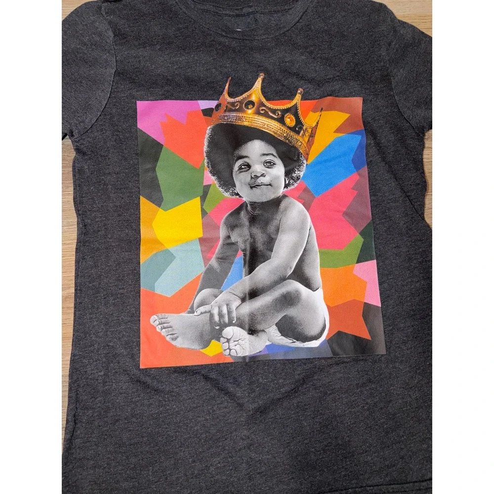 Boys graphic tee medium 8